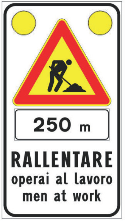 Rallentare operai al lavoro men at work a 250 m